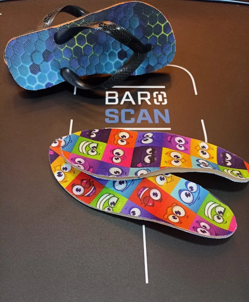 Palmilha 3D personalizada e chinelo do sistema de baropodometria da ProNeuro